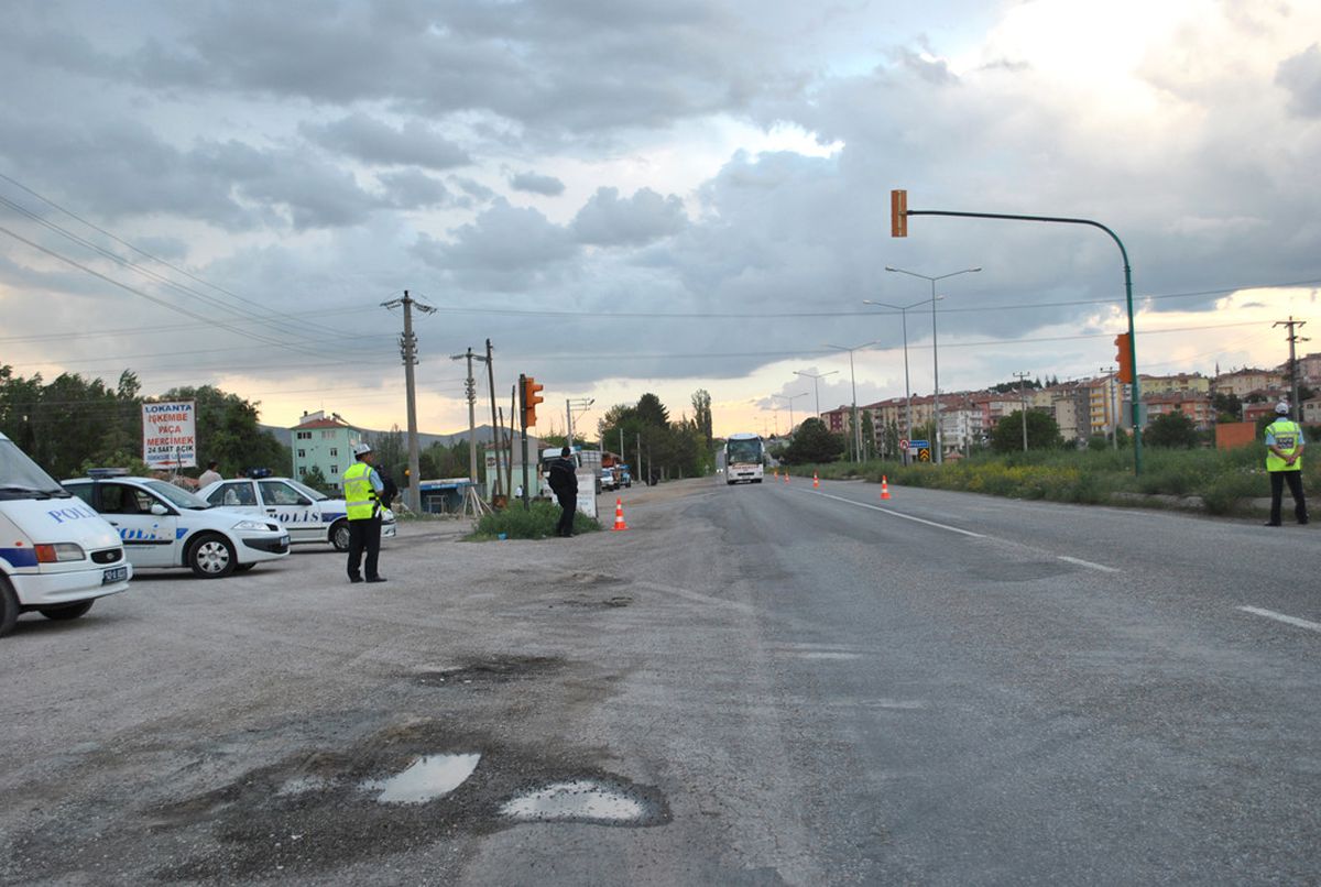 Silahlı Şahıs, 3 İlin Emniyetini Alarma Geçirdi