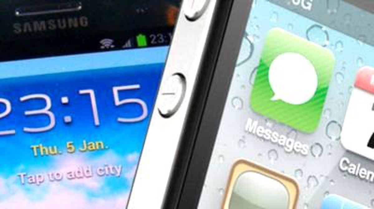 Siri ve S-Voice Karşı Karşıya!
