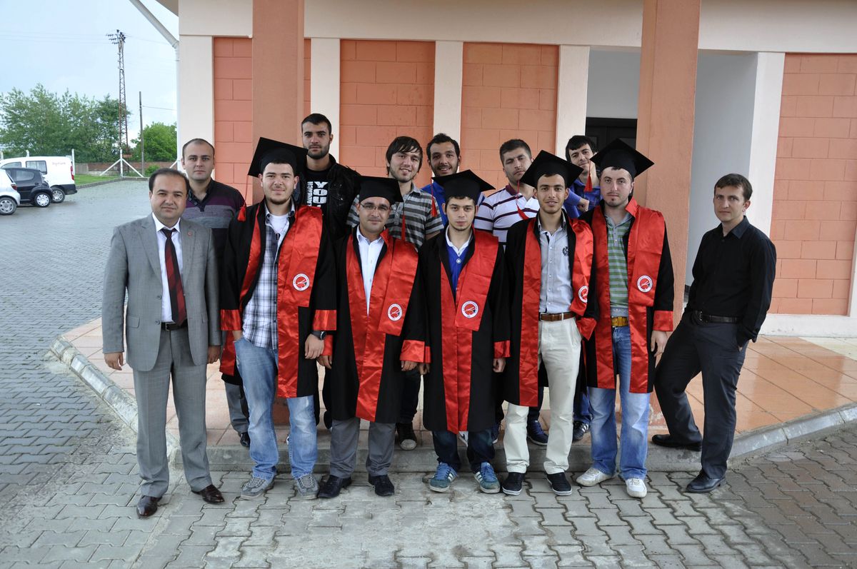 Taşköprü Myo İlk Mezunlarını Verdi
