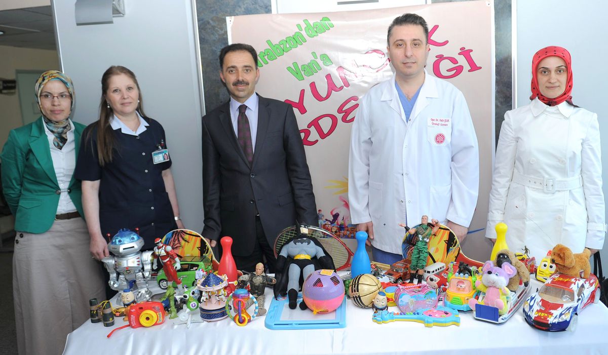 'Trabzon'dan Van'a Oyuncak Kardeşliği' Kampanyası'na Özel İmperial Hastanesi'nden Destek