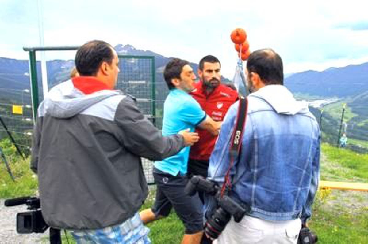 Tsyd'den Volkan Demirel'e Kınama