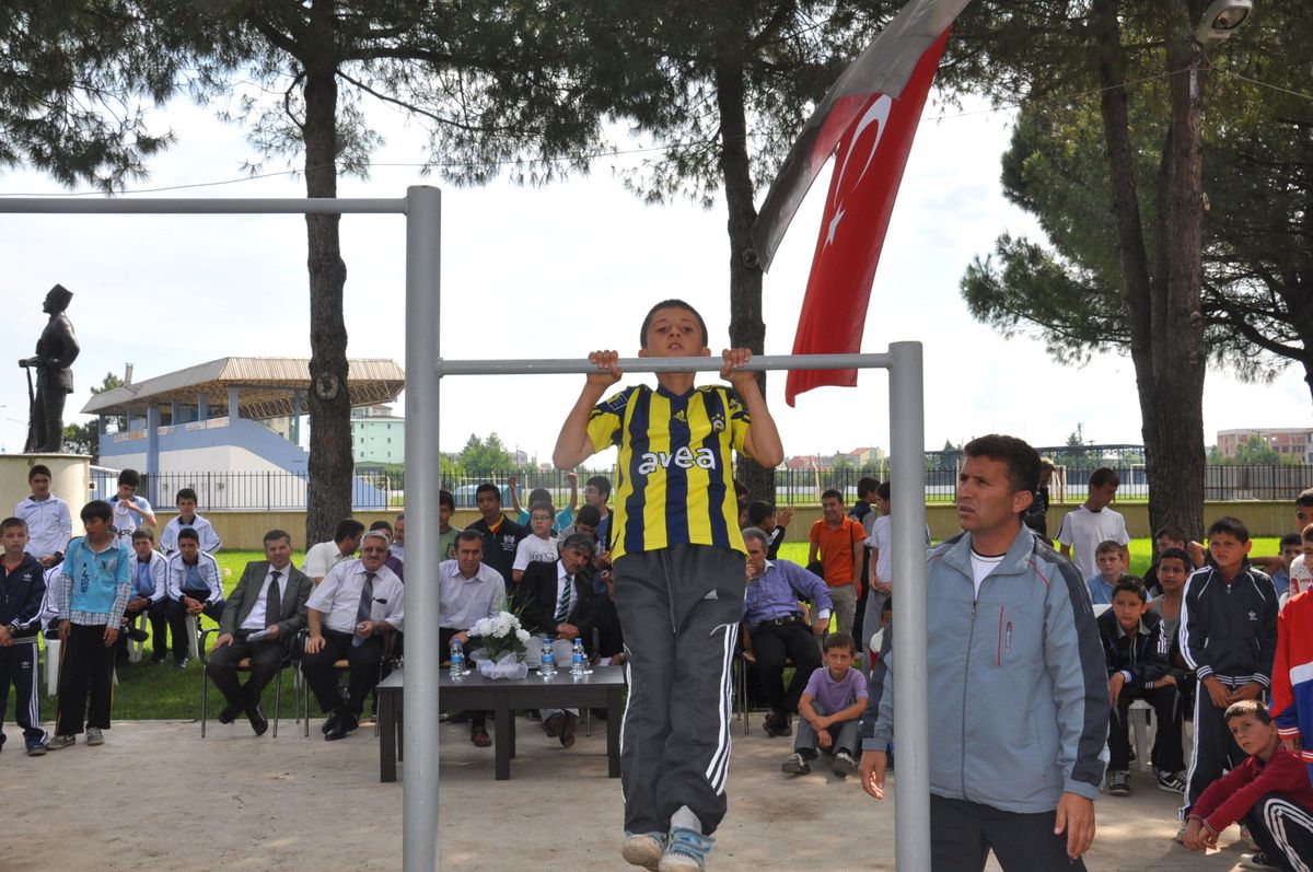 Biga'da Barfiks Turnuvası