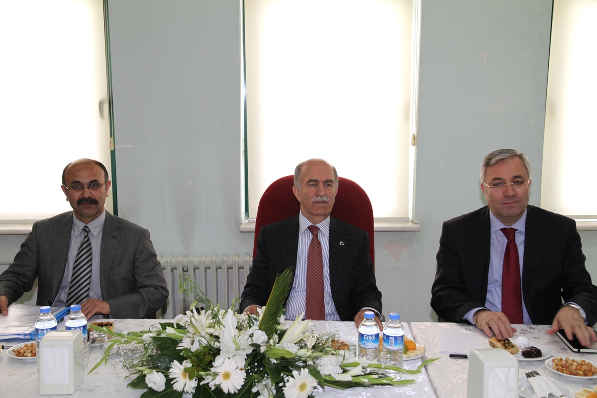 Çocukları Sokakta Çalıştıranlara Para Cezası Kesilecek