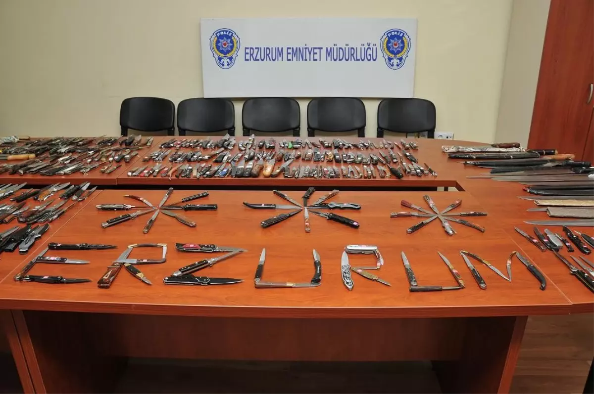Erzurum\'da Bıçak Dehşeti