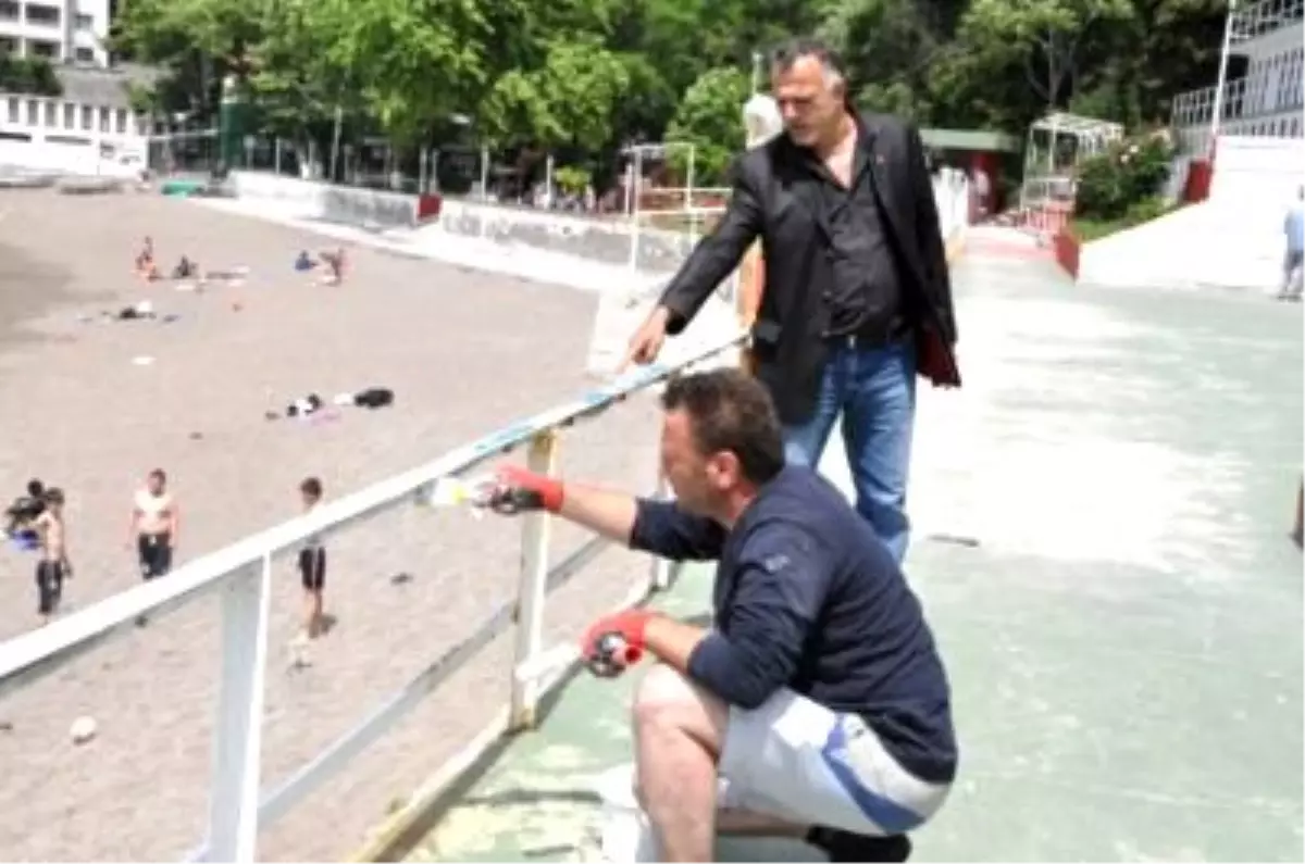 Kapuz Plajı Yeni Sezona Hazırlanıyor