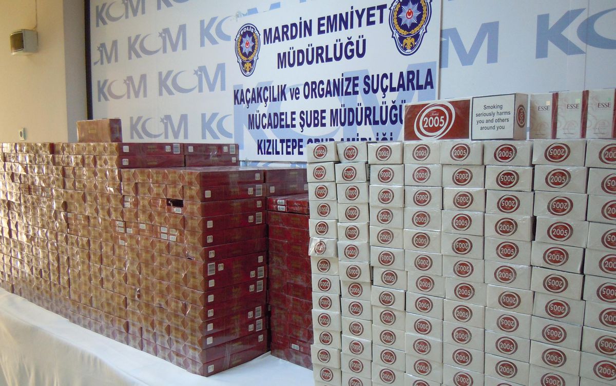 Kızıltepe'de 9 Bin 900 Paket Kaçak Sigara Ele Geçirildi