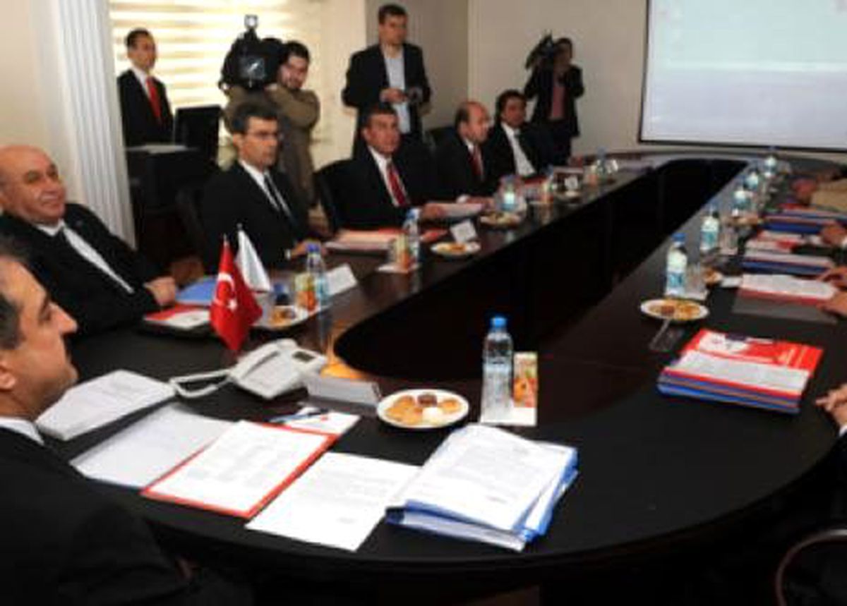 Memur Zammı Türkiye Genelinde Protesto Edilecek!