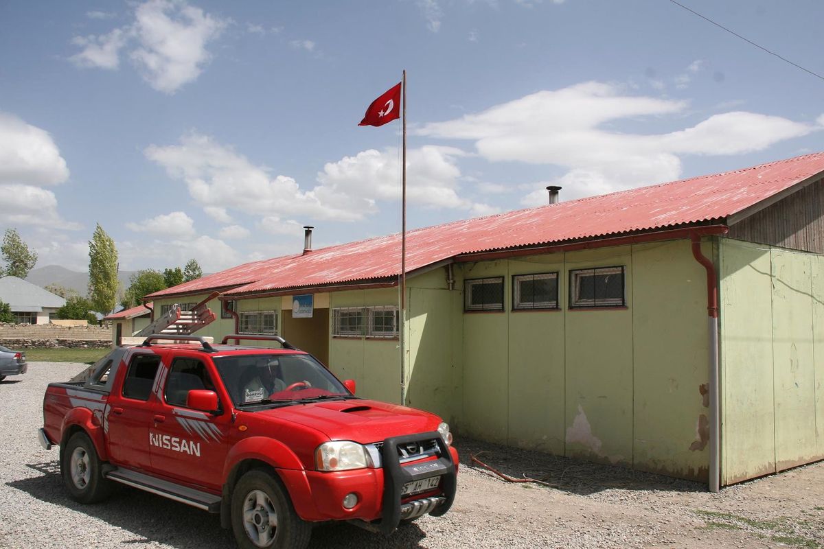 Muradiye'deki Zemini Isınan Okulun Sırrı Çözülüyor