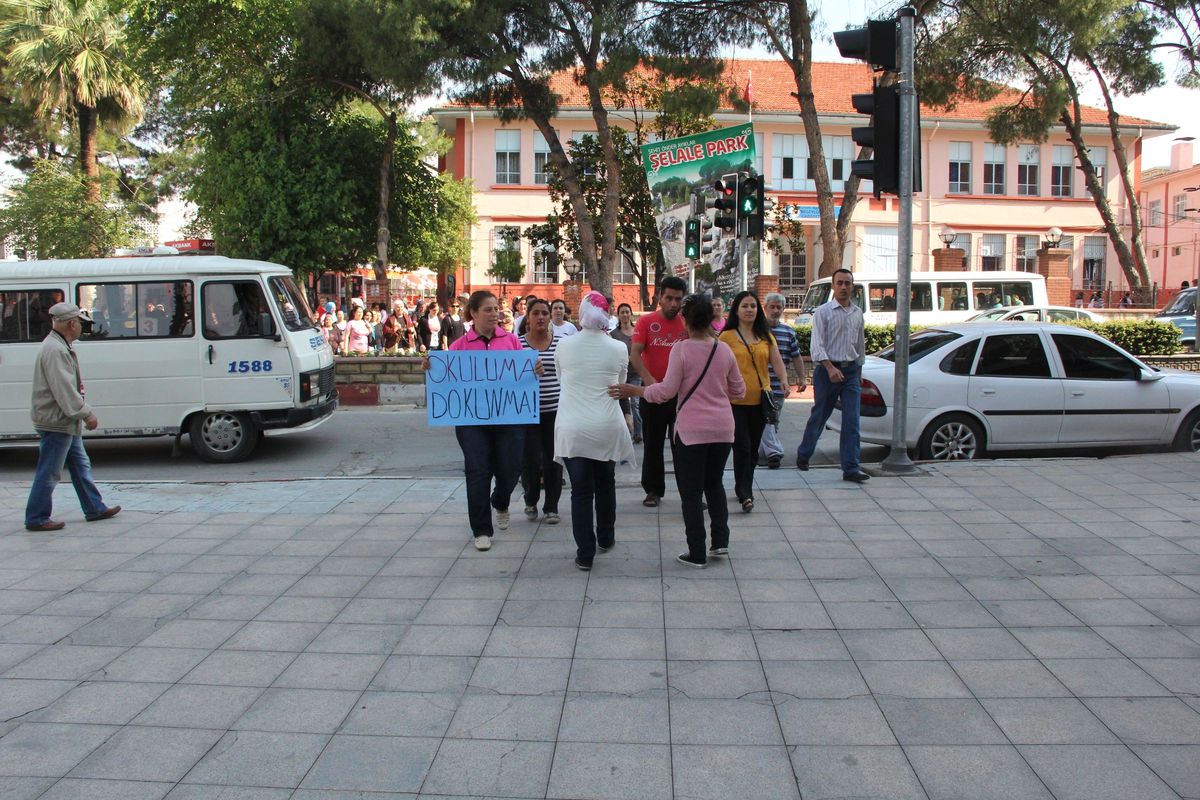 Nazilli'de Okuluma Dokunma Eylemi