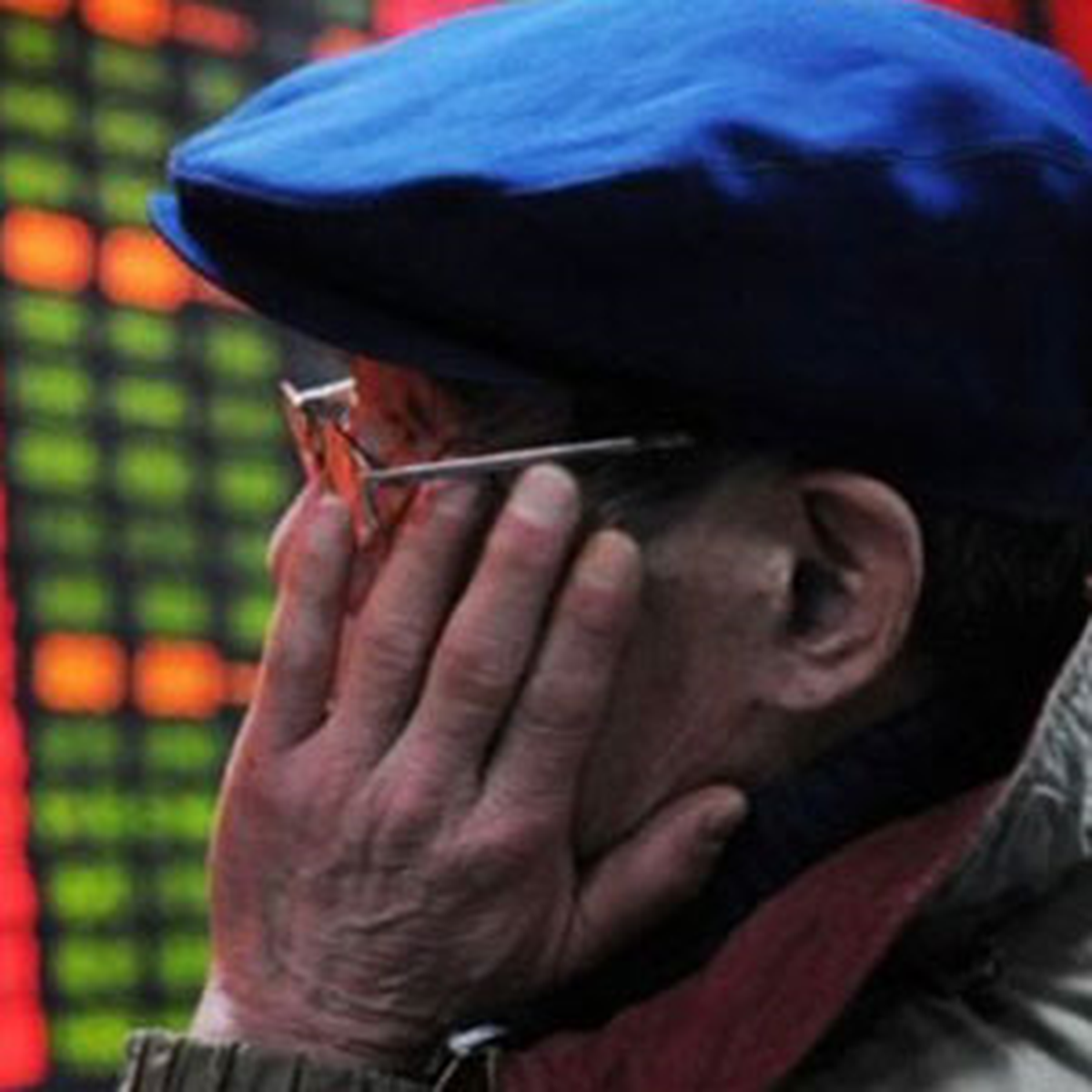 Nikkei Endeksi Sınırlı Yükseldi