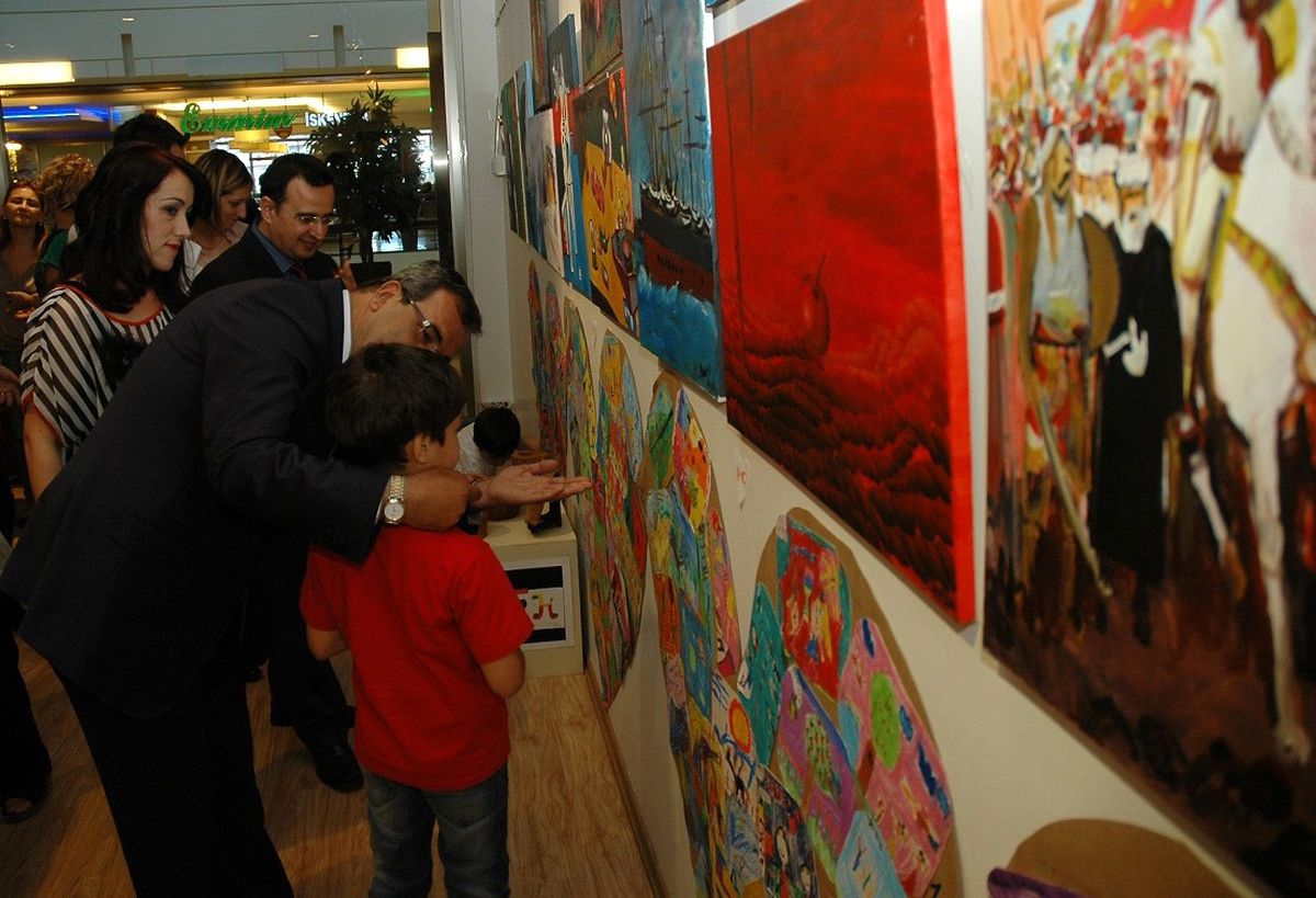 Öğrencilerin Sanat Eserleri Sergileniyor