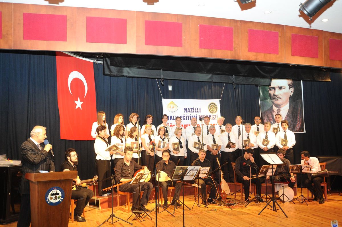 Öğretmenlerin Gençlik Konseri Büyüledi