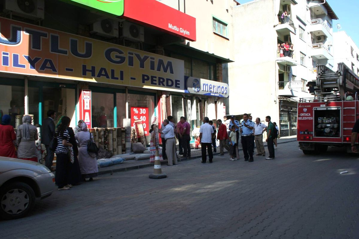 Ortaca İş Yerinde Çıkan Yangın Korkuttu