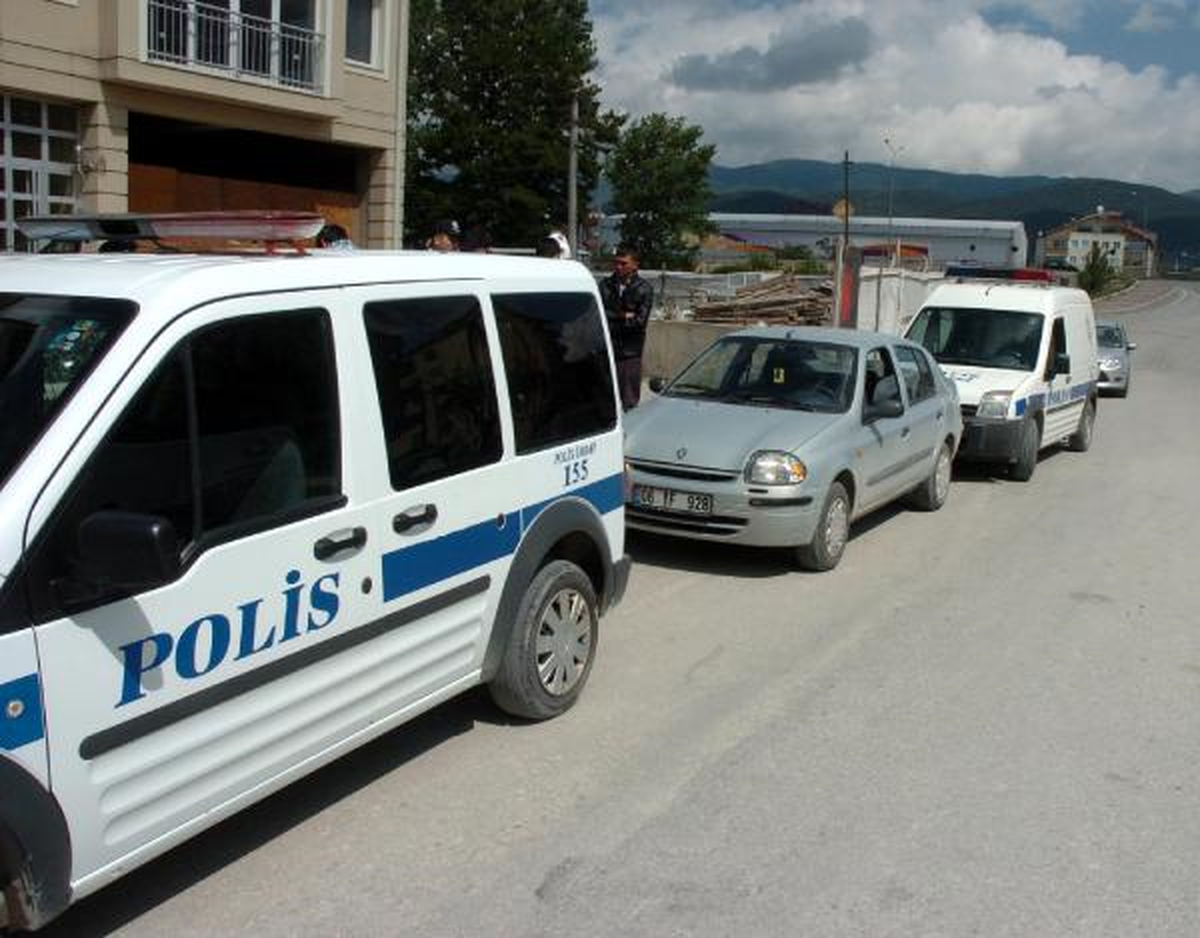 Patinajla Kız Öğrencileri Rahatsız Etti, 72 Lira Ceza Aldı
