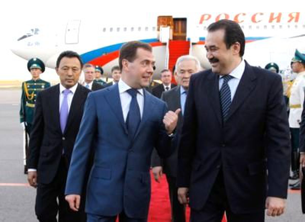Rusya Başbakanı Medvedev Kazakistan'da