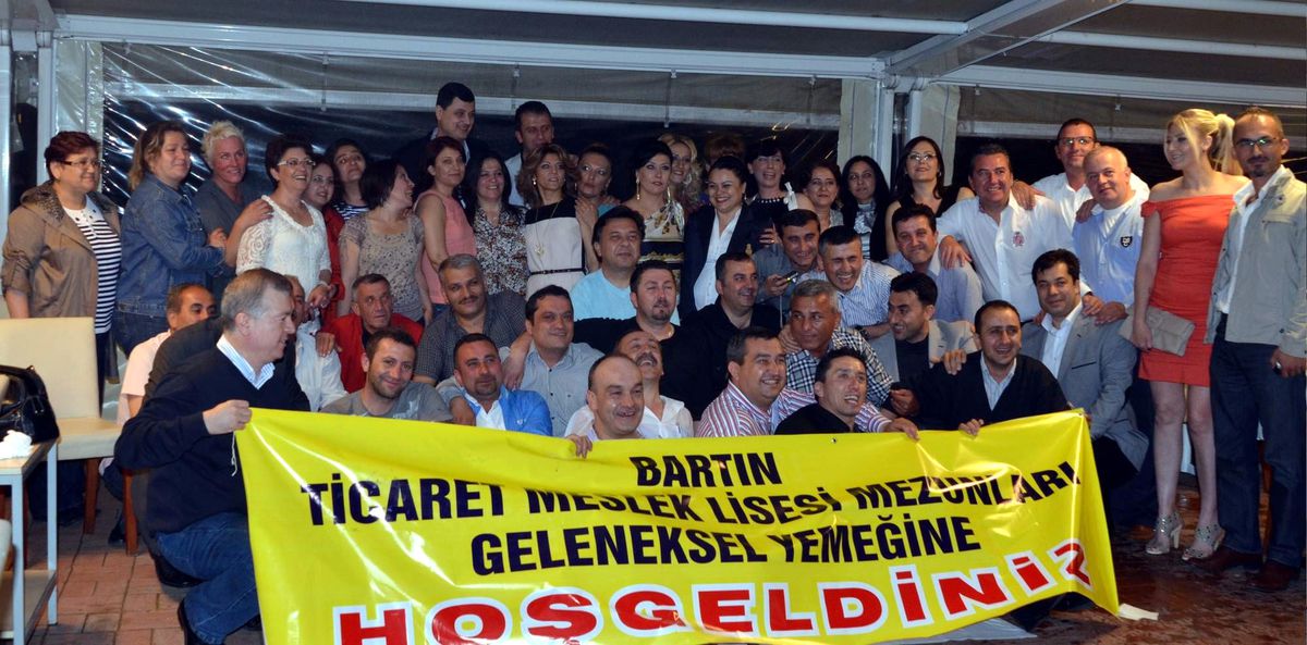 Ticaret Lisesi Mezunları Yemekte Buluştu