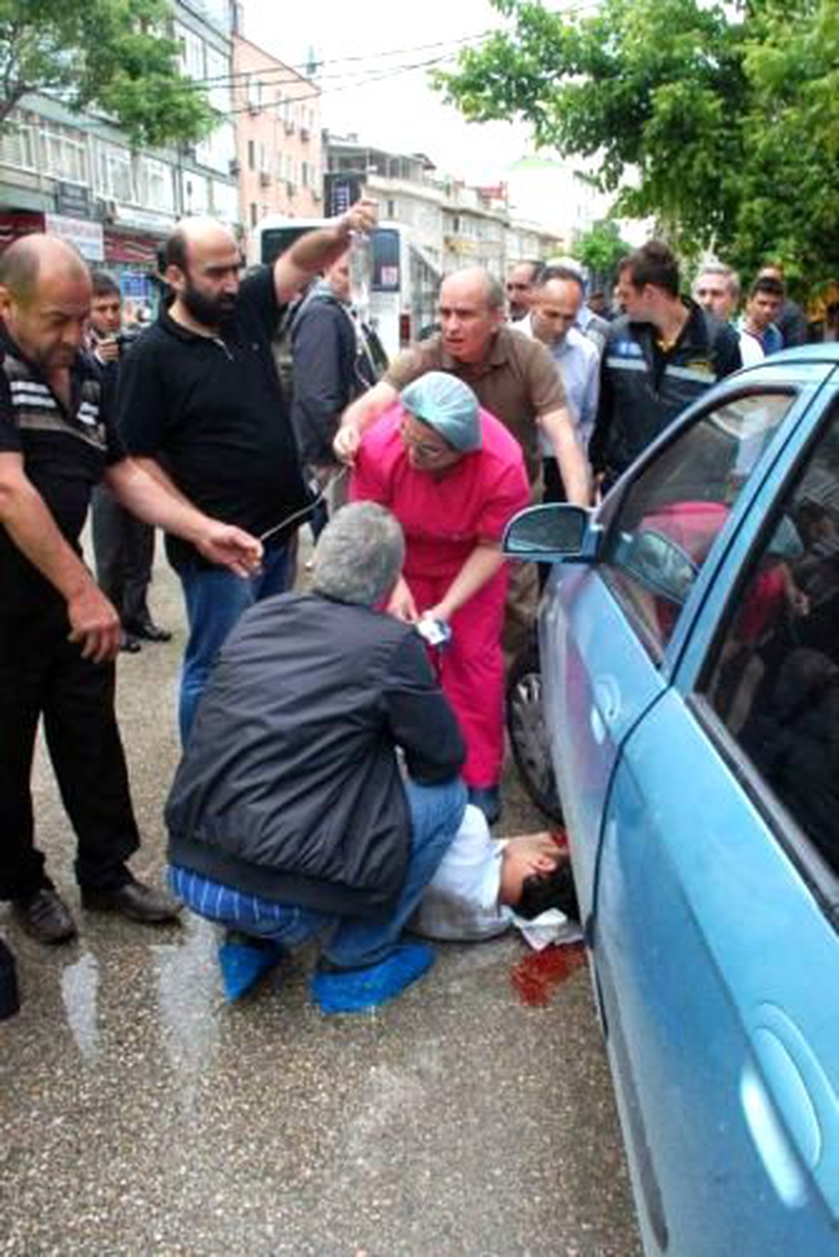 Tüp Bebek Merkezi Önündeki Kaza Güvenlik Kamerasında