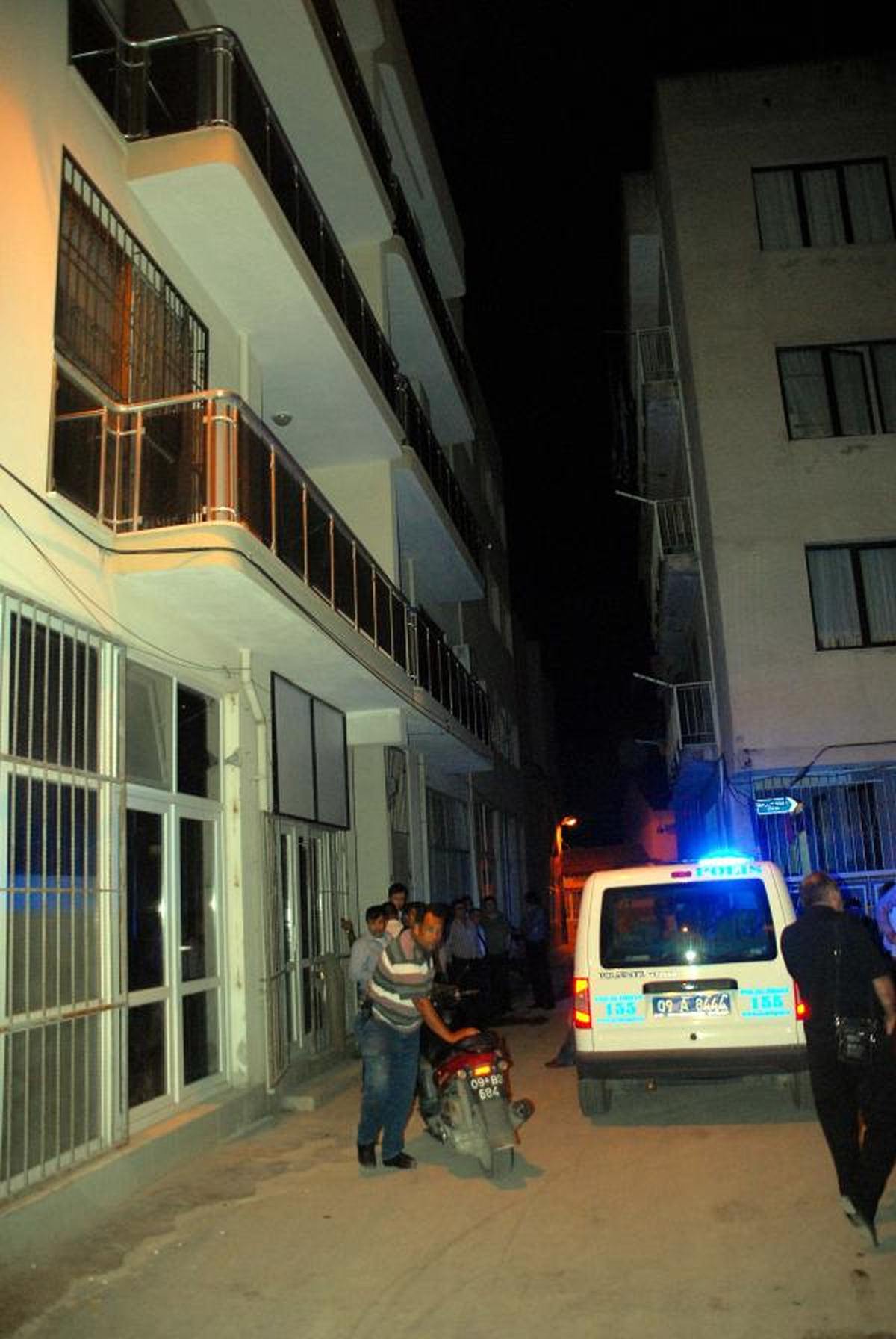30 Yıllık Resepsiyonist İntihar Etti