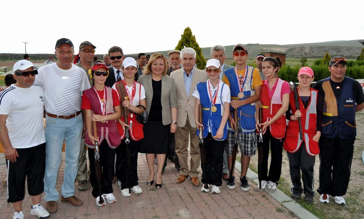 AK Parti Milletvekili Can Avcılarla Bir Araya Geldi