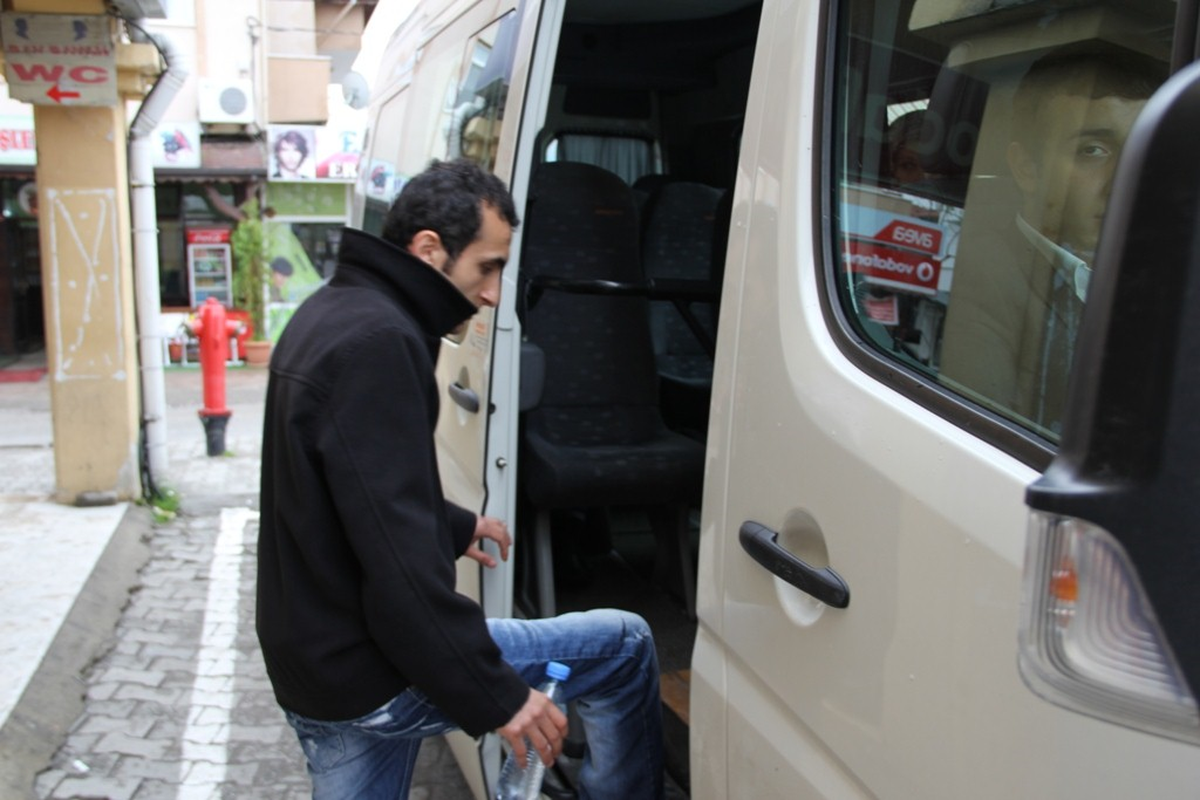 Ameliyat Olabilmek İçin Mahkeme Kararını Bekliyor