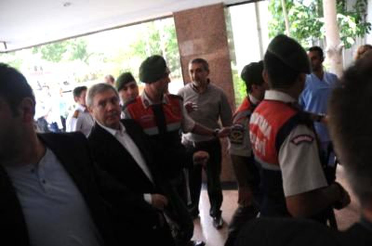 Aziz Yıldırım Hastanede