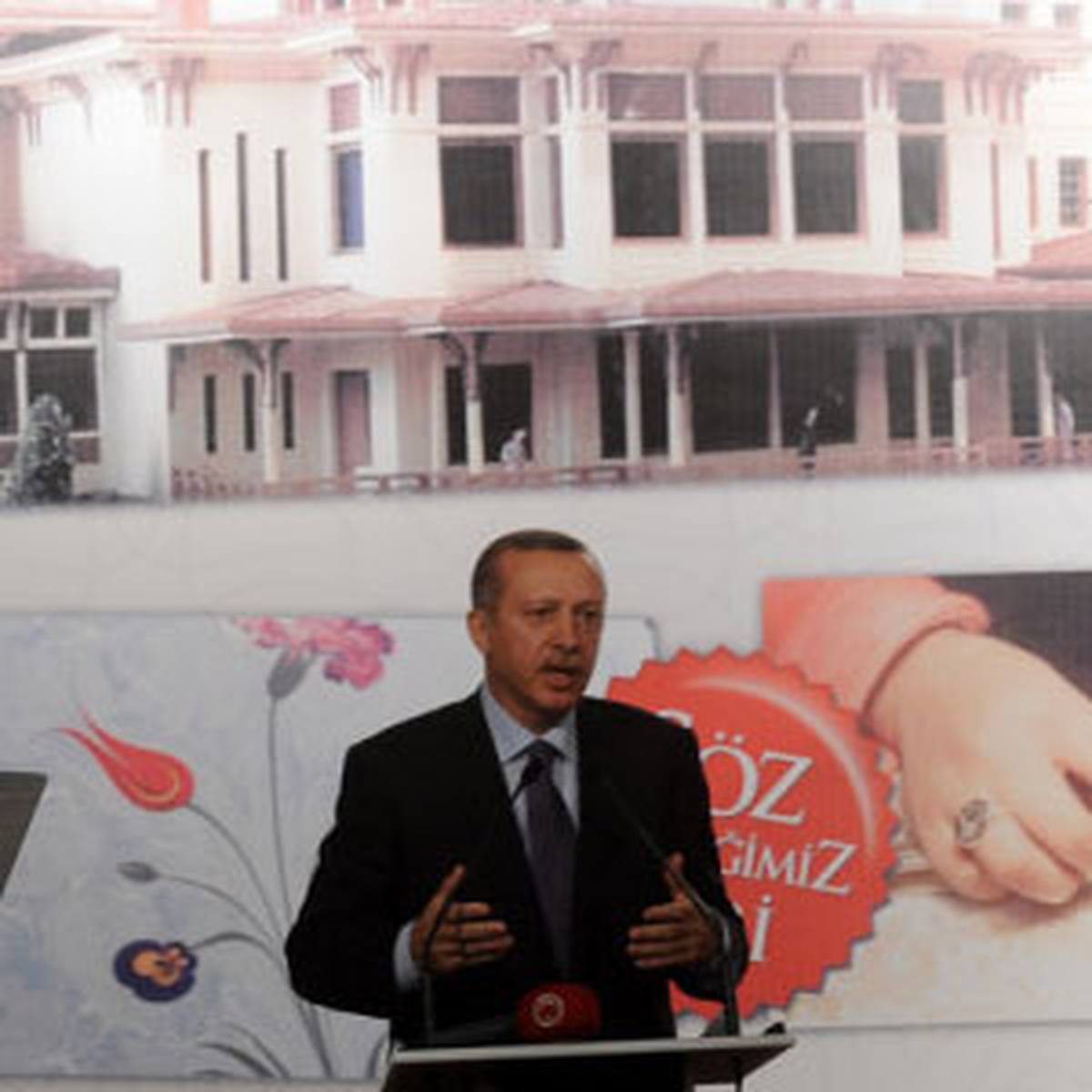 Başbakan Erdoğan Kandilli Geleneksel El Sanatları Merkezini Açtı