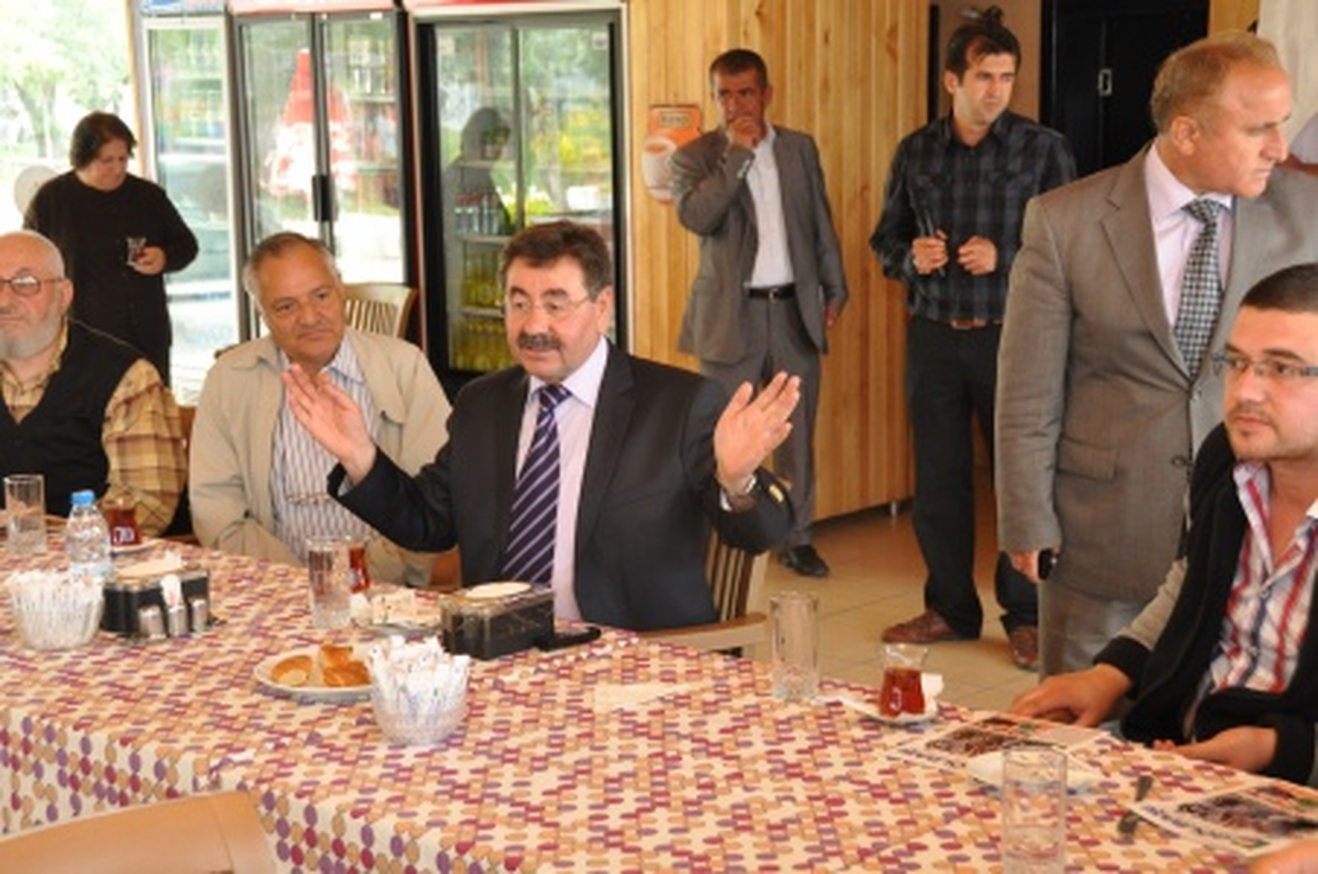 Berberlerle Kahvaltılı Sohbet