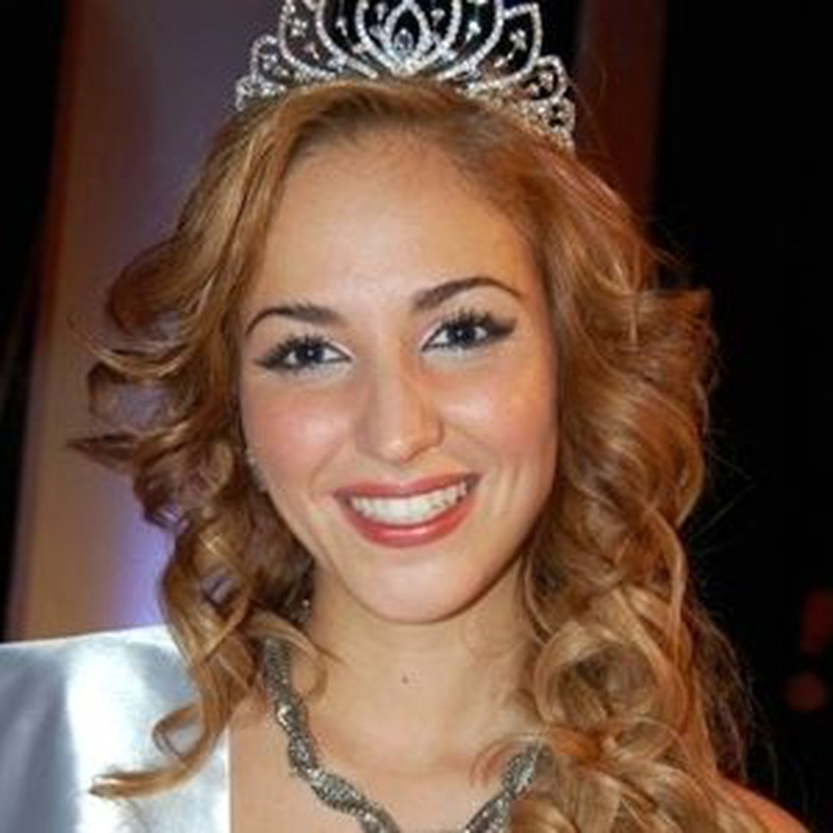 Berna Almanya'nın 3. En Güzel Kızı Seçildi