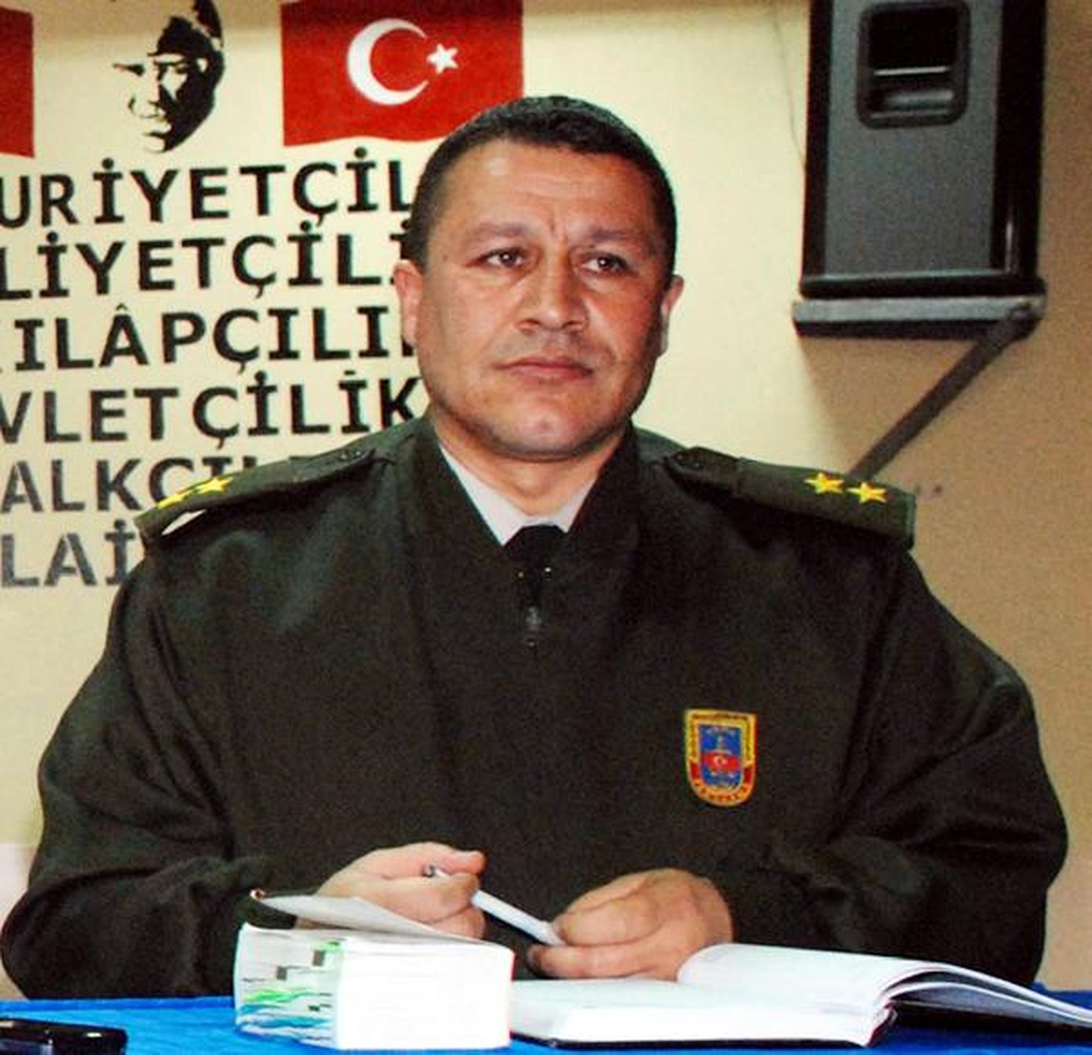 Çete Lideri Yüzbaşı ve Astsubay Askerlikten İhraç Edildi