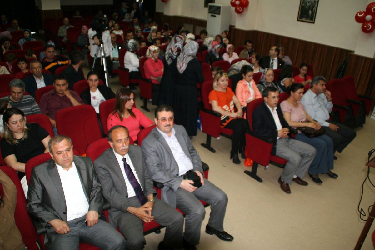 Devrek Ahmet Taner Kışlalı İlköğretim Okulundan Okuma Bayramı