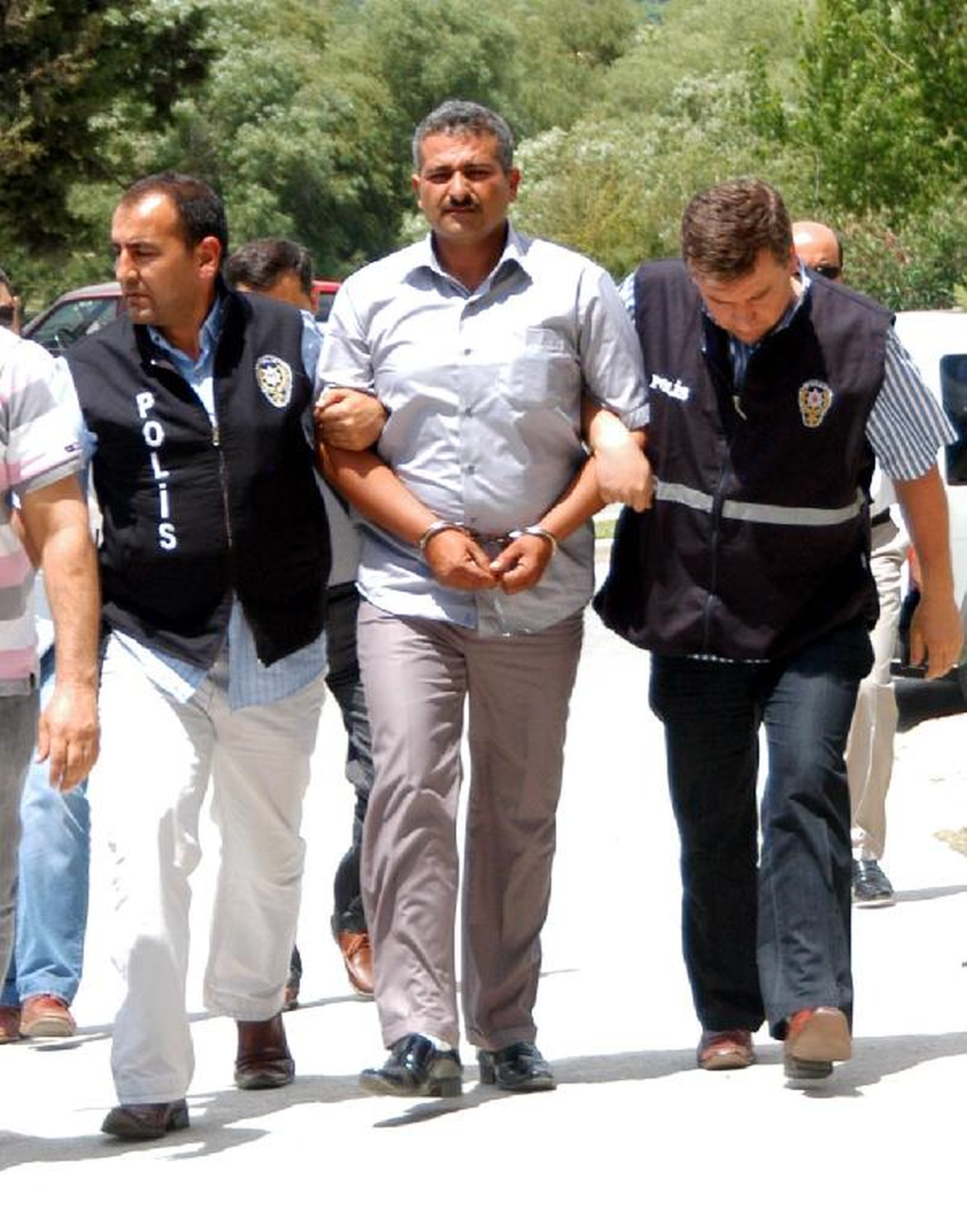 Eski Eşinin Sevgilisini 3 Kurşunla Öldürdü