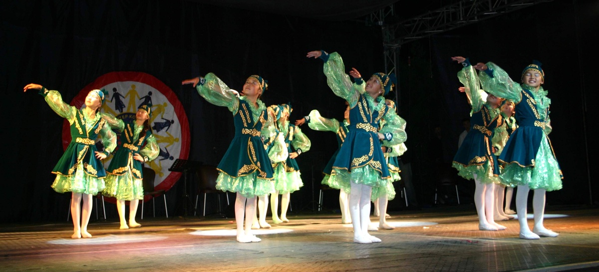Halk Oyunları Festivali Başlıyor