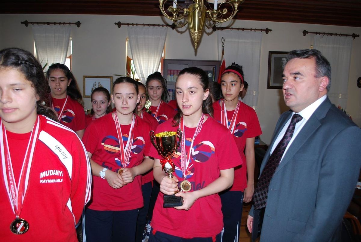 Mudanya'nın Altın Kızları