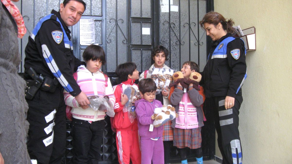 Nazilli'de Polis Çocuk ve Halk Kaynaşması