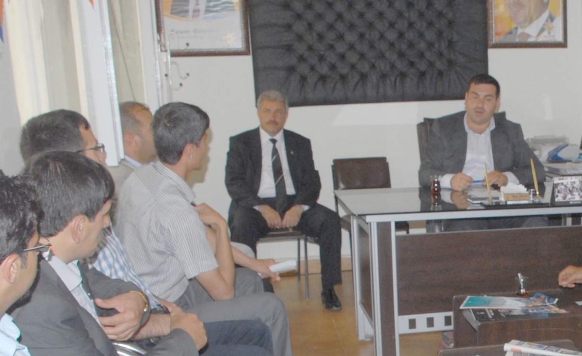 Siverek'teki Rehabilitasyon Merkezleri, AK Parti İlçe Teşkilatı'nı Ziyaret Etti