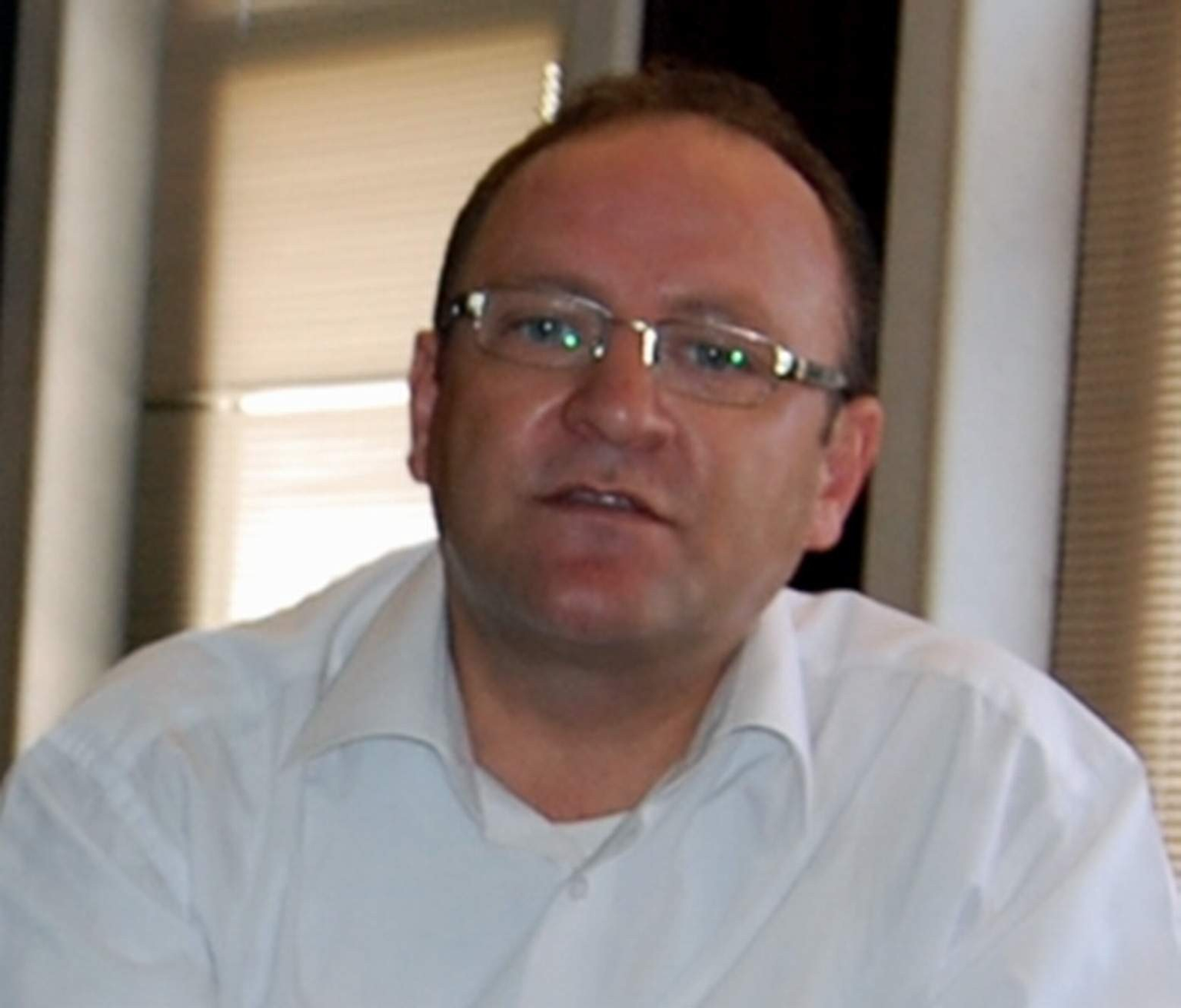 Agc Vefat Eden Gazetecileri Anacak