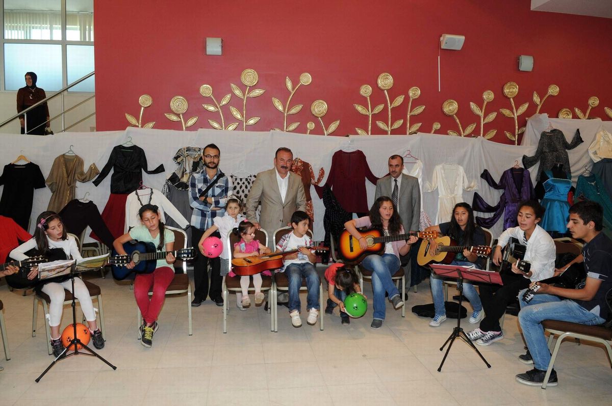 Alikahya'da Yıl Sonu Sergisi