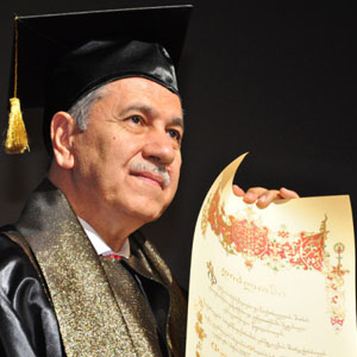 Arınç'a, Tiflis Üniversitesi'nde Fahri Doktora Unvanı Verildi