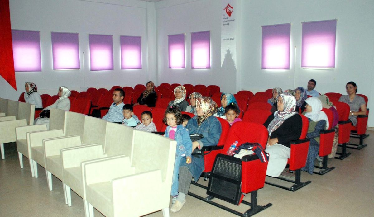 Besni'de 0-6 Yaş Grubu Gelişimi Hakkında Seminer Verildi
