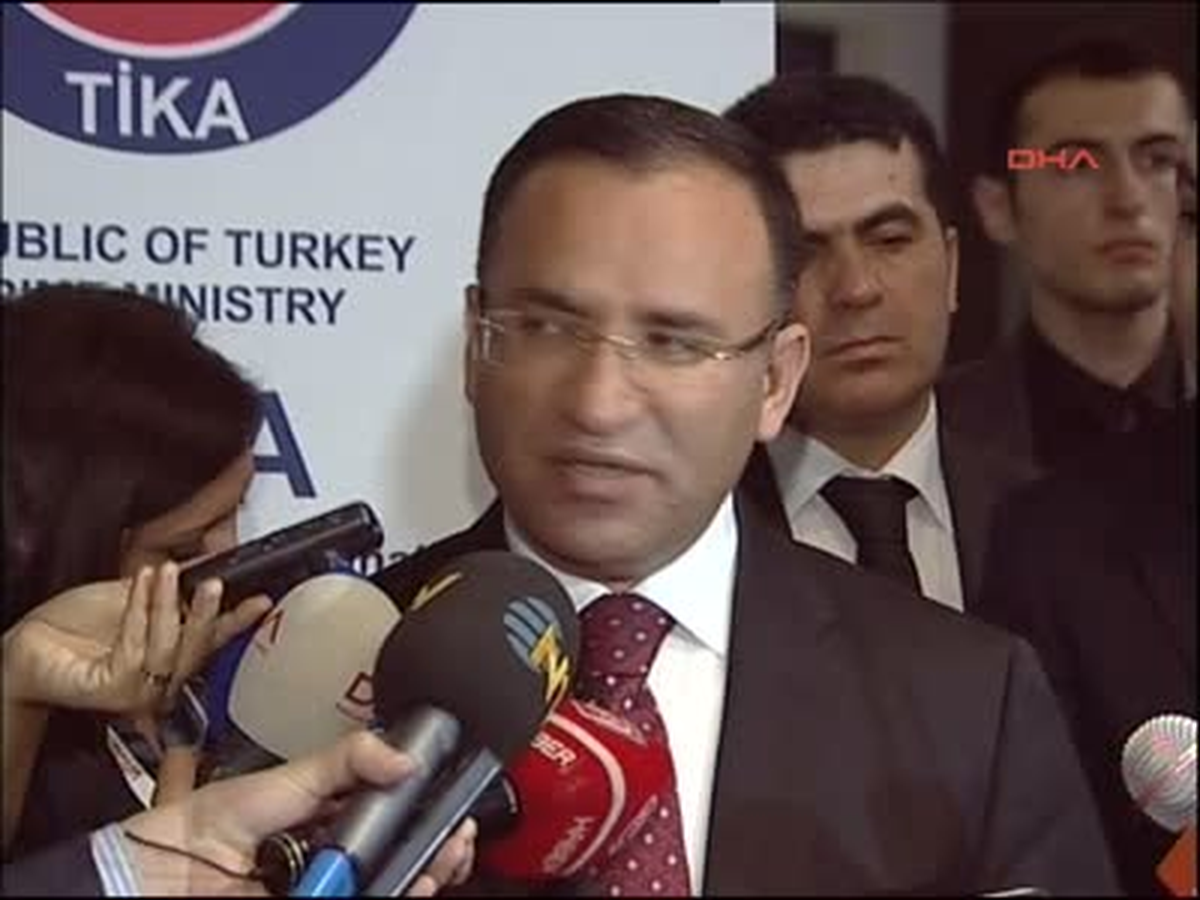 Bozdağ\'dan Kürtaj ve Grev Açıklaması