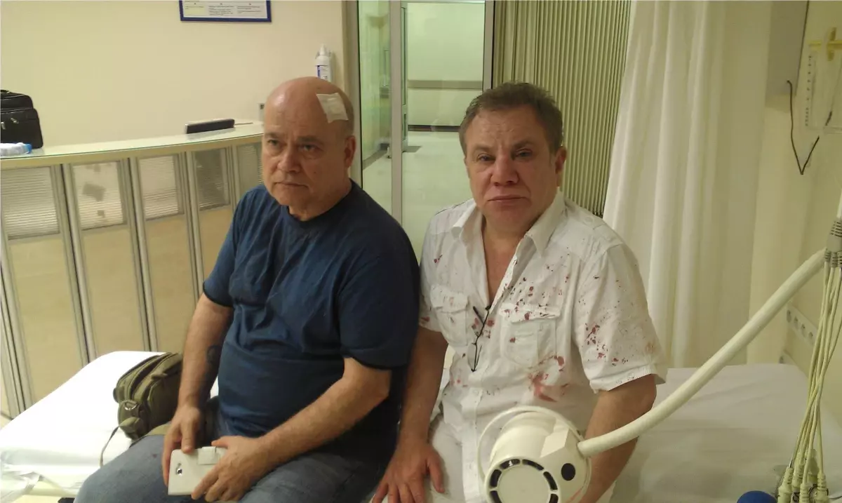 Cezmi Ersöz ve Vedat Sakman Fethiye\'de Hastanelik Oldu