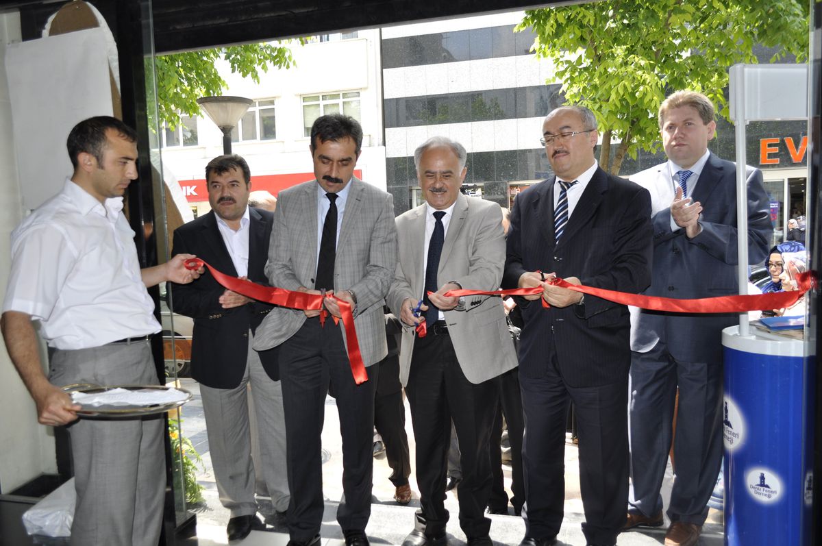 Deniz Feneri Düzce'de İyilik Kermesi Açtı