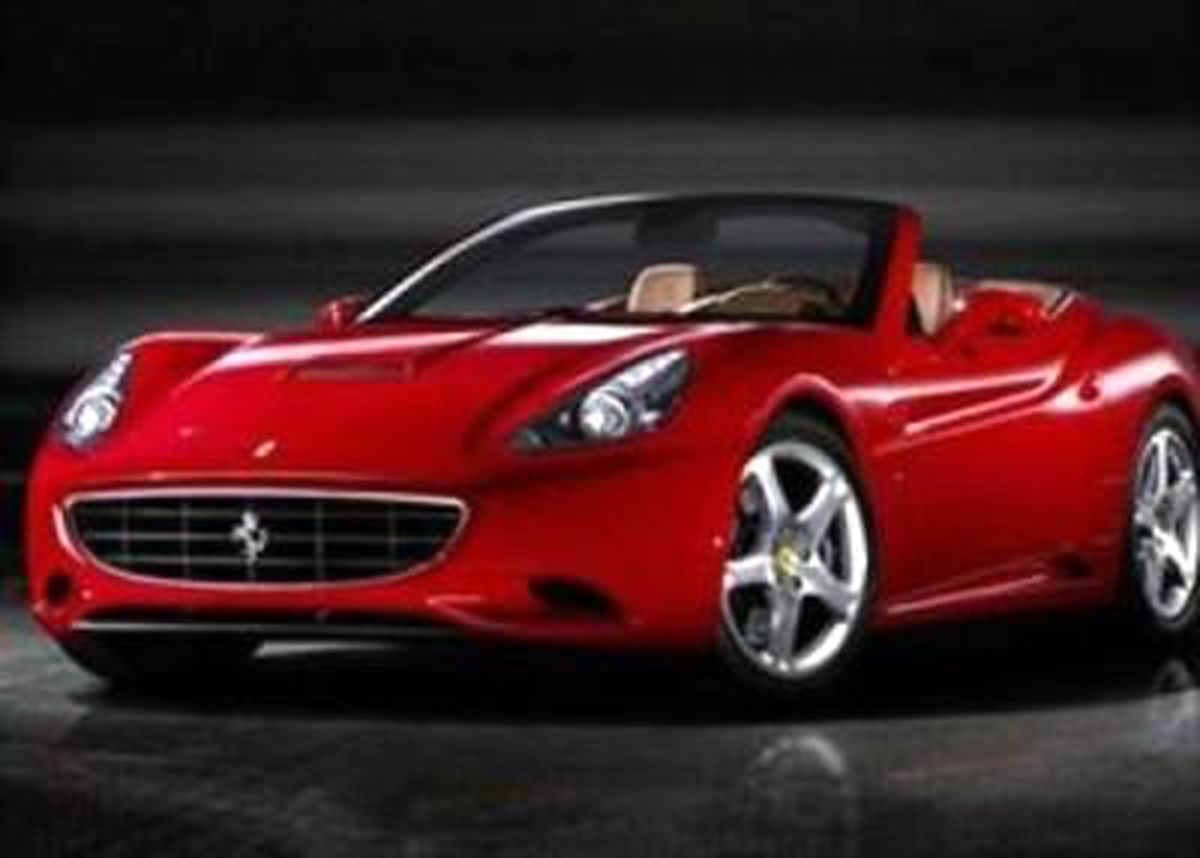 Depremzedeye Ferrari