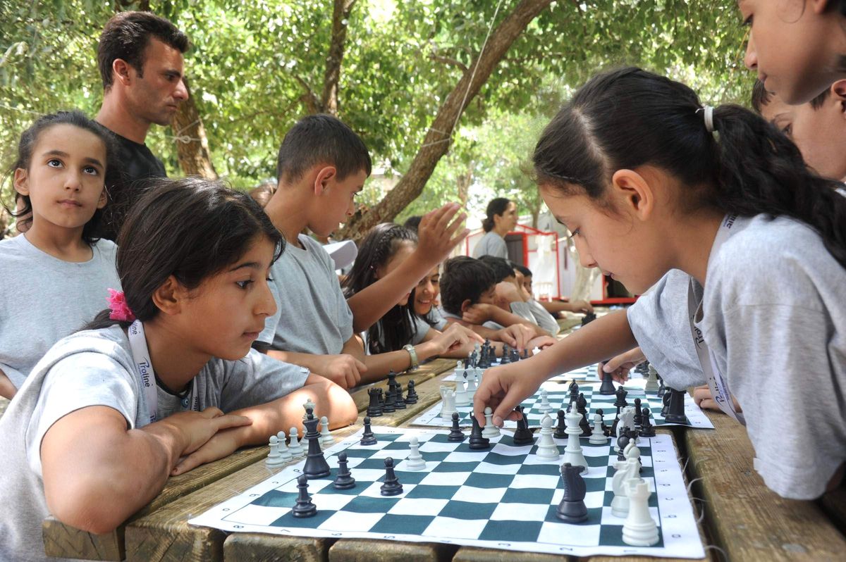 Diyarbakır'da Ödüllü Satranç Turnuvası