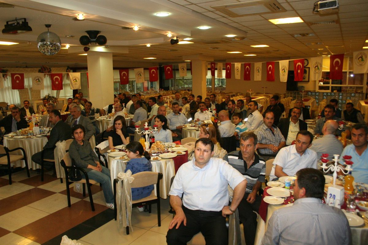 Düzce Belediyesi'nde Toplu Sözleşme Sevinci
