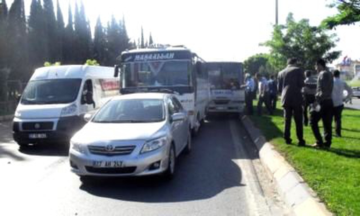 Gaziantep'te Zincirleme Kaza: 15 Yaralı