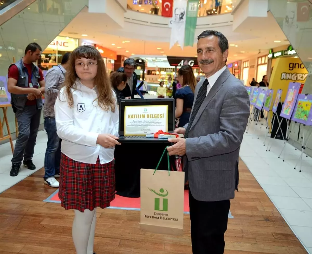 'Hayvan Sevgisi' Konulu Resim Yarışması Sonuçlandı