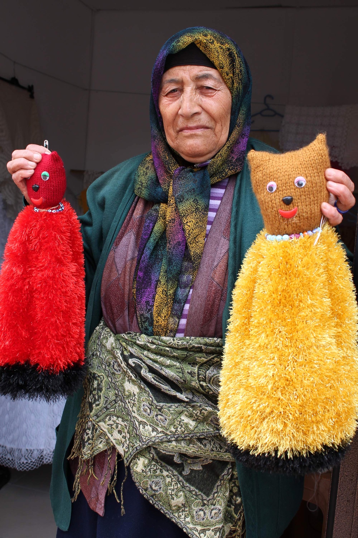 Kadın Emek Pazarının En Yaşlısı Genç Kızlara İlham Oluyor