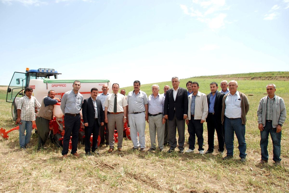 Kahta'da Anıza Ekim Makinesinin Tanıtımı Yapıldı