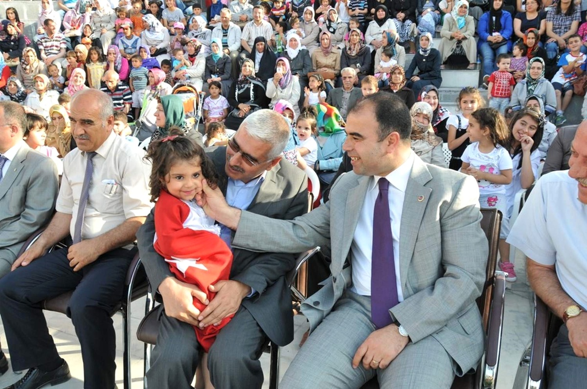 Karaköprü Belediyesinden Anaokulu Öğrencilerine Yönelik Şenlik